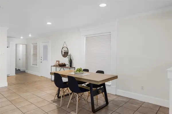 Fort Worth, TX 76109,3536 Suffolk Drive