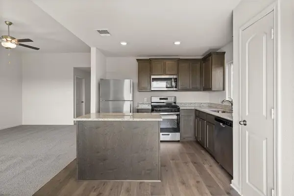 Cresson, TX 76035,13413 Gitty Up Circle