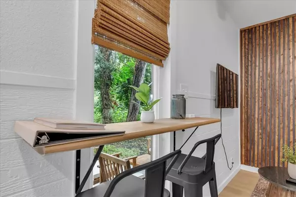 Brenham, TX 77833,1501 Clay Street