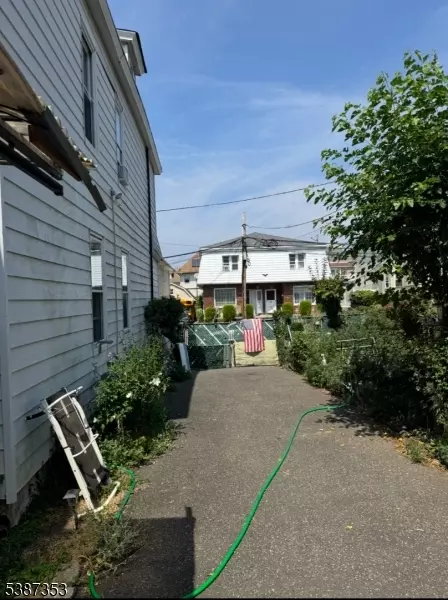 Paterson City, NJ 07522,72-74 Maple St