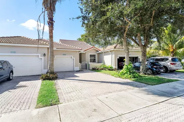 Sunrise, FL 33313,7520 S Aragon Blvd #2