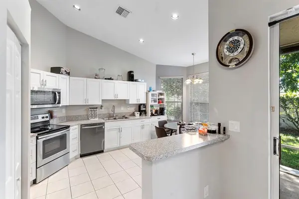 Sunrise, FL 33313,7520 S Aragon Blvd #2