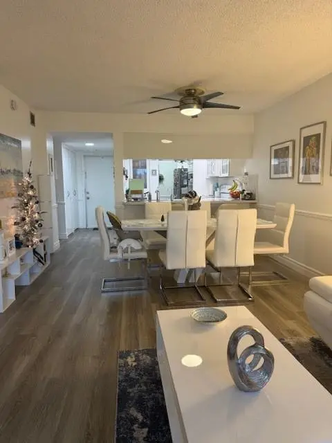 Plantation, FL 33317,6800 Cypress Rd #512