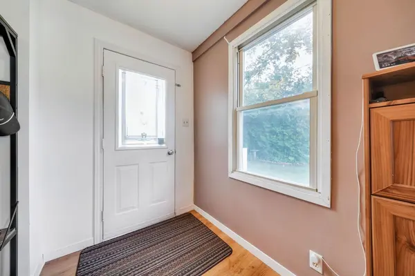 Penetanguishene, ON L9M 1J2,116 Robert ST E