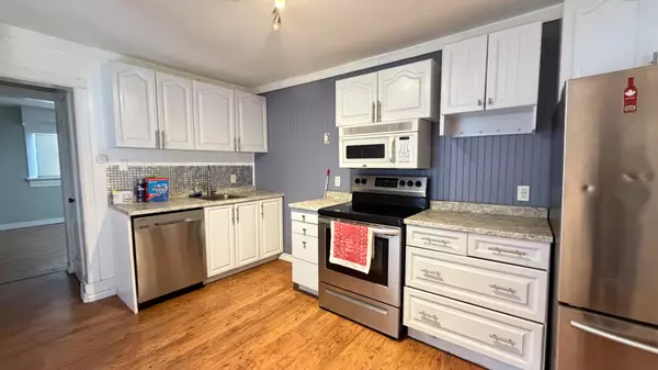 Quinte West, ON K8N 2Z6,79 Henry ST #Unit A