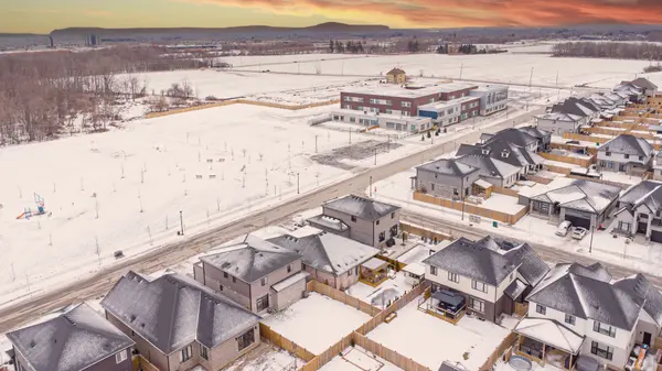 London South, ON N6P 0G5,3291 REGIMENT RD