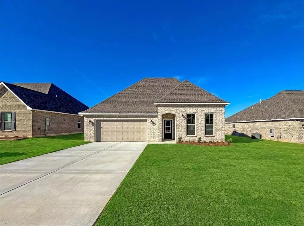 Princeton, LA 71067,365 Hummingbird Lane