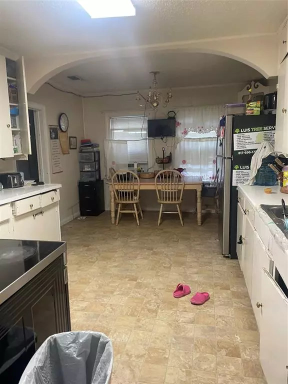 Haltom City, TX 76117,2524 Oakwood Terrace