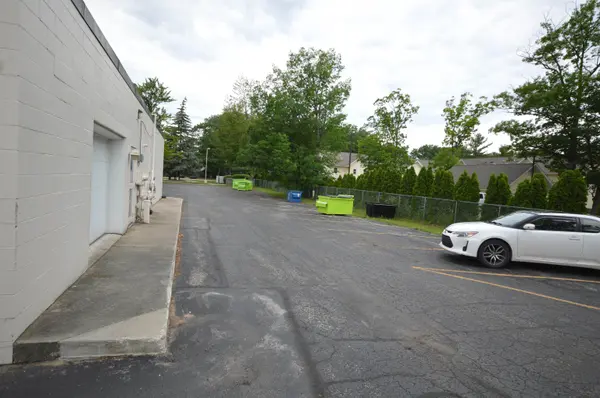 Traverse City, MI 49686,1326 S Airport RD