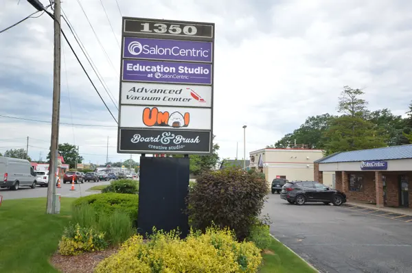 Traverse City, MI 49686,1326 S Airport RD