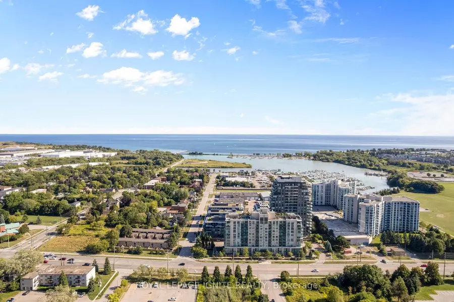 1604 Charles ST #414, Whitby, ON L1N 0P2