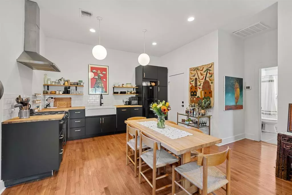 Dallas, TX 75208,425 Brighton Avenue