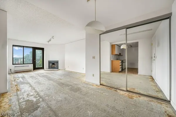 Hackensack City, NJ 07601,55 Clinton Pl #609