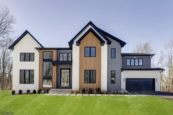 1 Juniper Pointe Trail, Green Brook Twp., NJ 08812