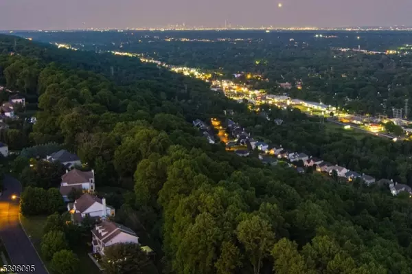 Green Brook Twp., NJ 08812,1 Juniper Pointe Trail