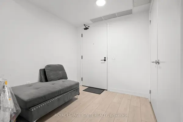 Whitby, ON L1N 0P2,1604 Charles ST #414