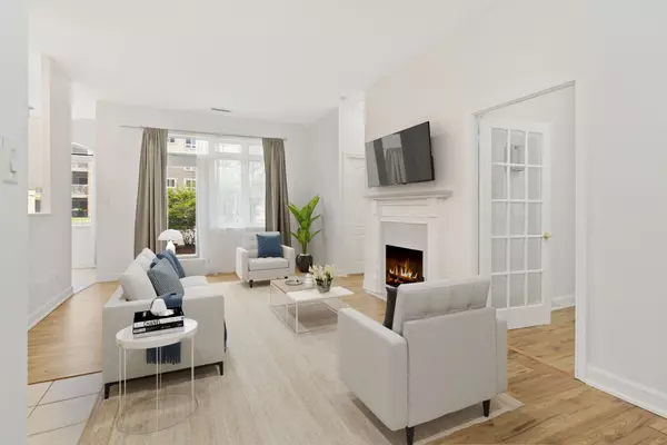 Brampton, ON L6P 1B7,7 Daypring CIR #103