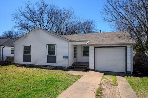 Sherman, TX 75092,2106 N Alexander Street