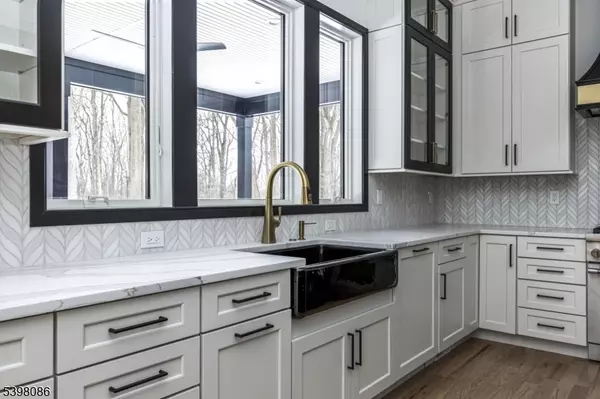 Green Brook Twp., NJ 08812,6 Harlow Pointe Cove