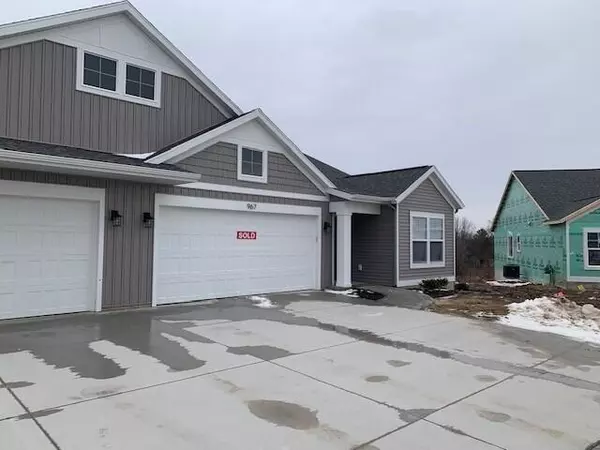 Comstock Park, MI 49321,967 Scioto DR NW #19