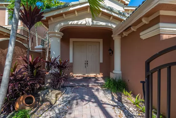 Fort Lauderdale, FL 33332,2877 Kinsington Cir #2877