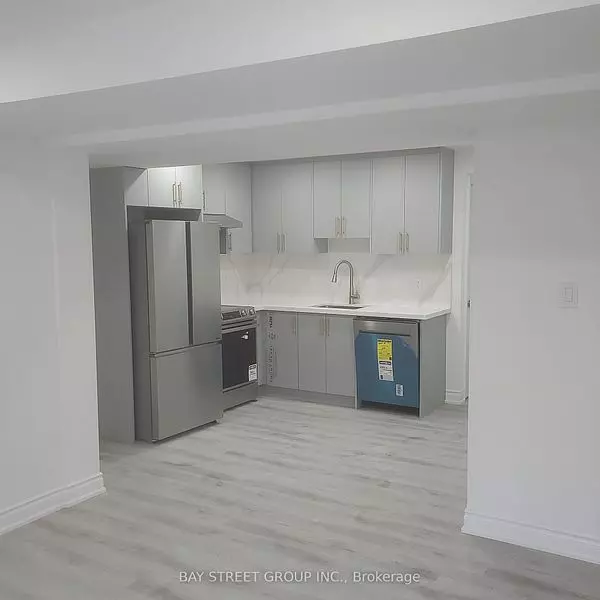 Newmarket, ON L9N 0B7,43 Herefordshire CRES #UNIT 2