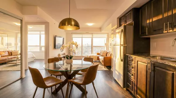 Toronto W04, ON M6A 0C4,3091 Dufferin ST #1001