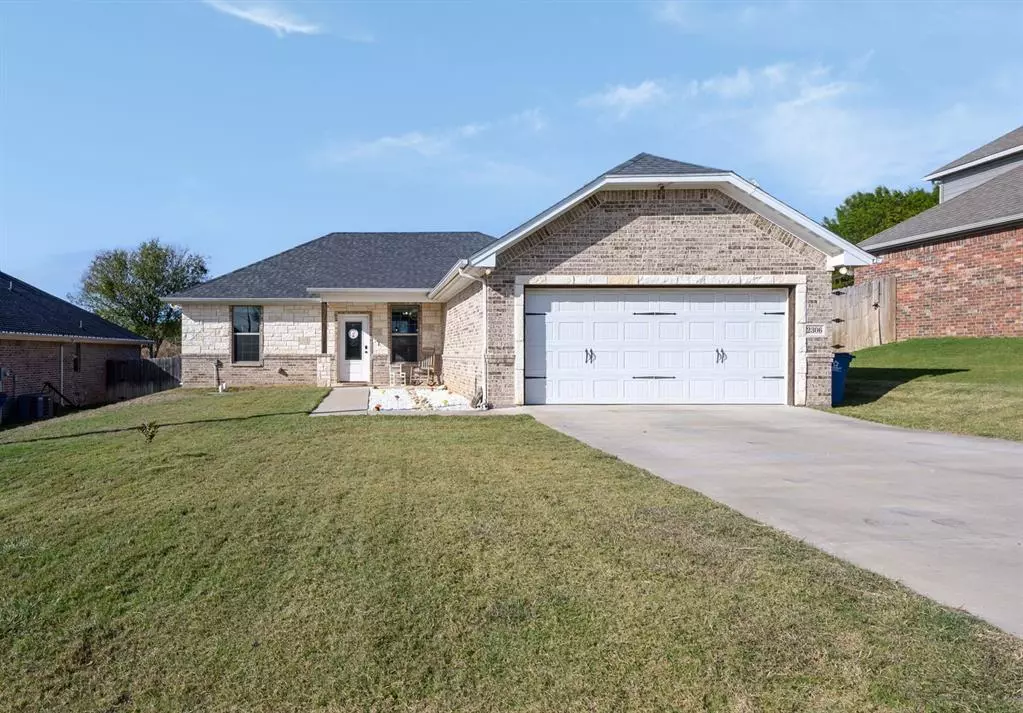 Granbury, TX 76048,2306 Creek Drive