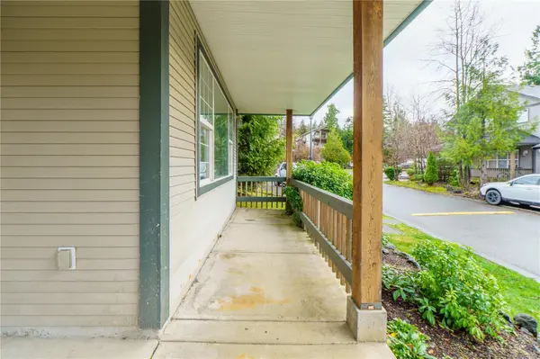 Tofino, BC V0R 2Z0,809 ocean park Dr