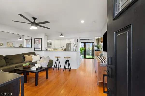 Green Brook Twp., NJ 08812,305 Top Ave