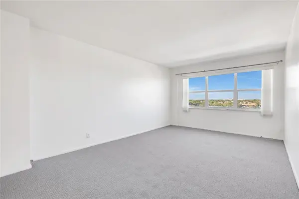 Fort Lauderdale, FL 33304,2555 NE 11th St #804