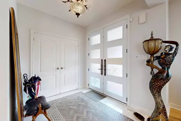 Bradford West Gwillimbury, ON L3Z 0R3,62 Waterton WAY