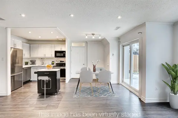 Mississauga, ON L5J 4H8,2001 Bonnymede DR #110