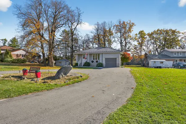 Belleville, ON K0K 2B0,47 Fox LN