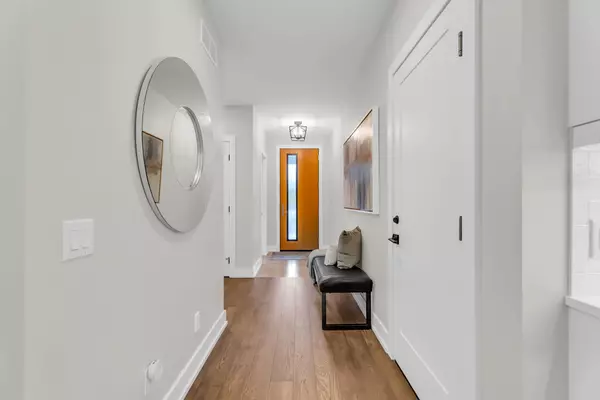 Welland, ON L3C 0H5,28 Juniper TRL #8