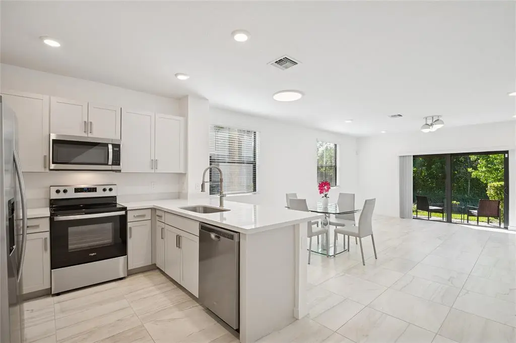 Deerfield Beach, FL 33441,180 SE 5th Ct