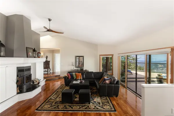 Salt Spring, BC V8K 2W9,253 Chilton Rd