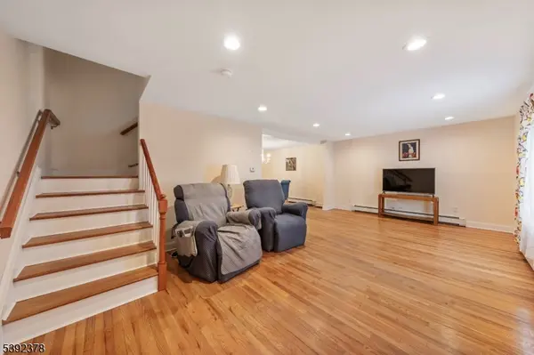 Clark Twp., NJ 07066,565 Valley Rd