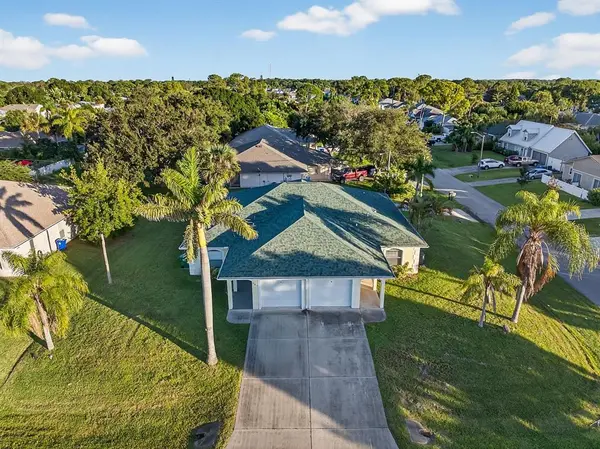361 Del Monte Rd, Sebastian, FL 32958