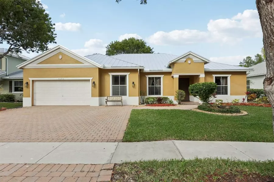 9153 Sedgewood Dr, Lake Worth, FL 33467