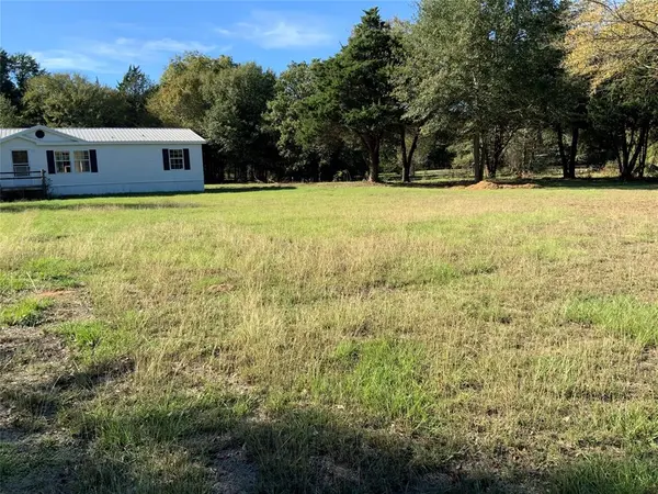 Kemp, TX 75143,1310 timber creek