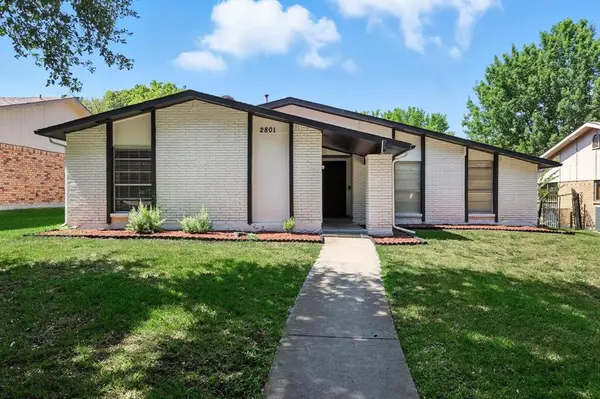 2801 Ashglen Drive, Garland, TX 75043