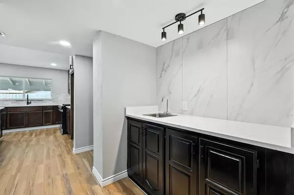 Garland, TX 75043,2801 Ashglen Drive