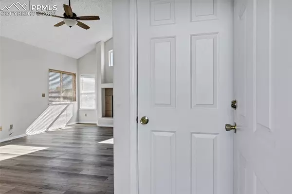 Colorado Springs, CO 80923,5307 Hawk Springs DR