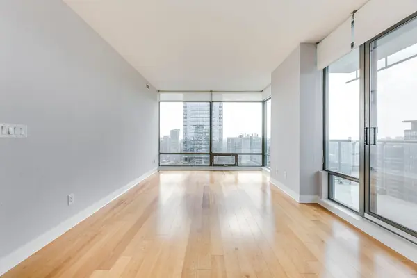 Toronto C02, ON M4W 1L4,18 Yorkville AVE #3204