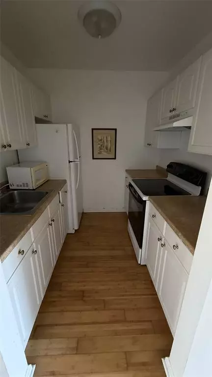 Boynton Beach, FL 33435,2309 S Federal Hwy #21