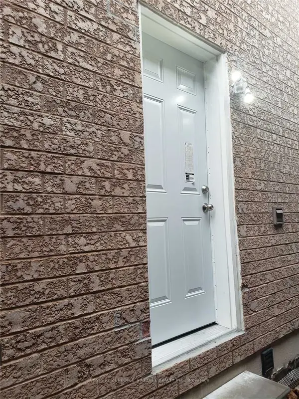 Mississauga, ON L5W 1M3,597 Matisse PL #Lower