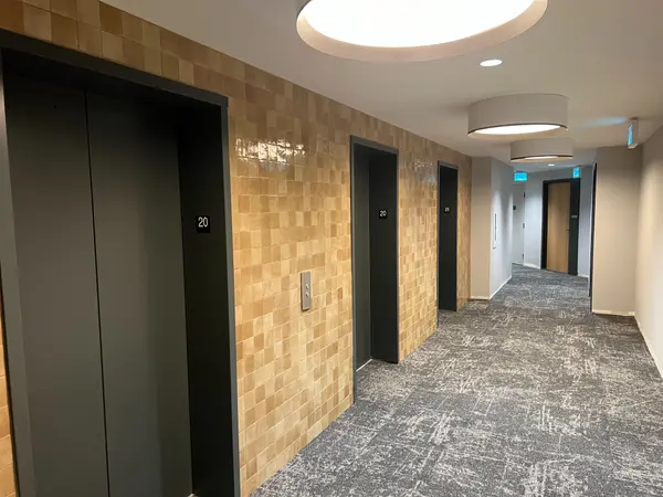 Mississauga, ON L5M 2V8,2495 Eglinton AVE W #2006-A