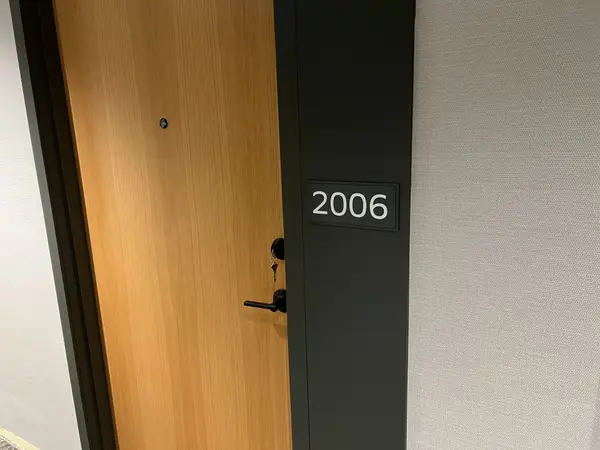 Mississauga, ON L5M 2V8,2495 Eglinton AVE W #2006