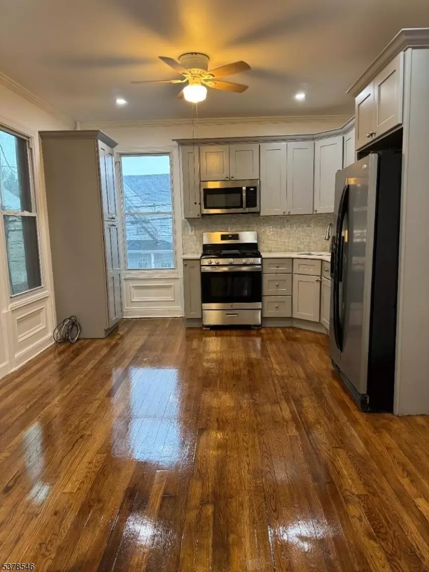 Elizabeth City, NJ 07206,257 Franklin St